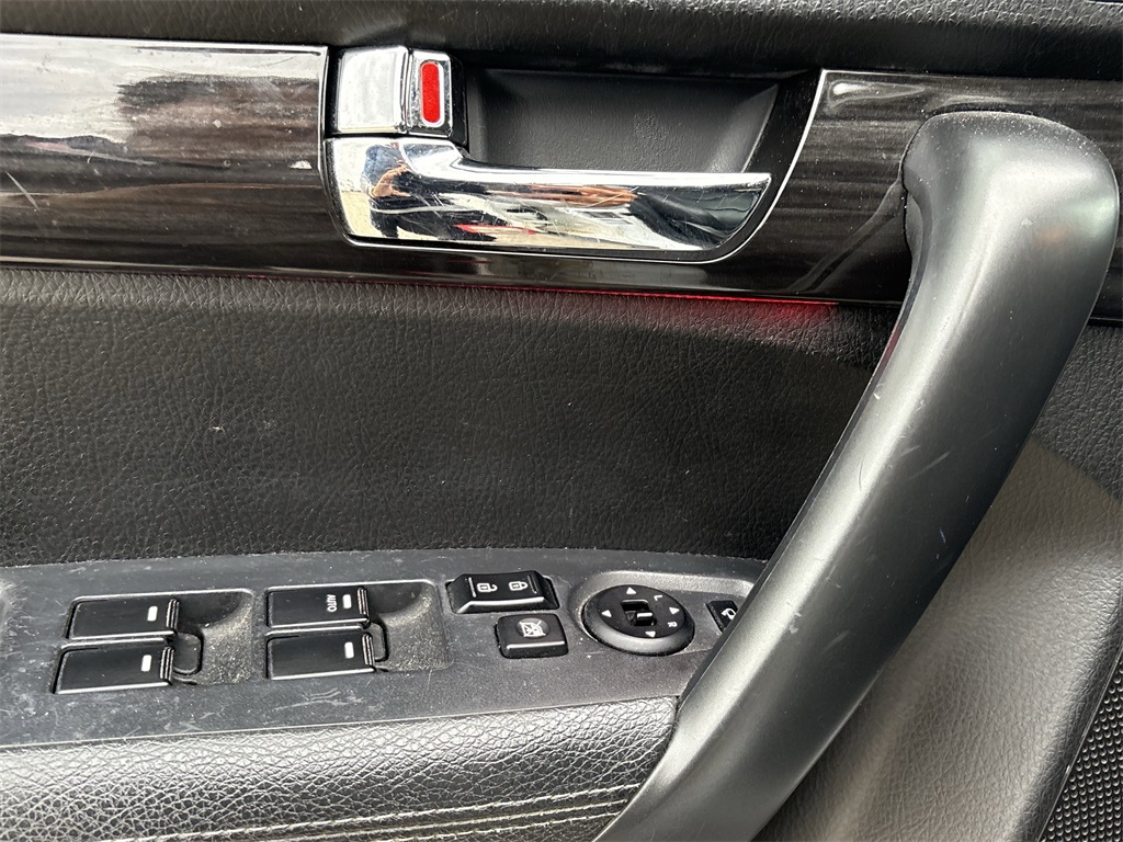 2013 Kia Sorento EX White at Parkway Family Mazda