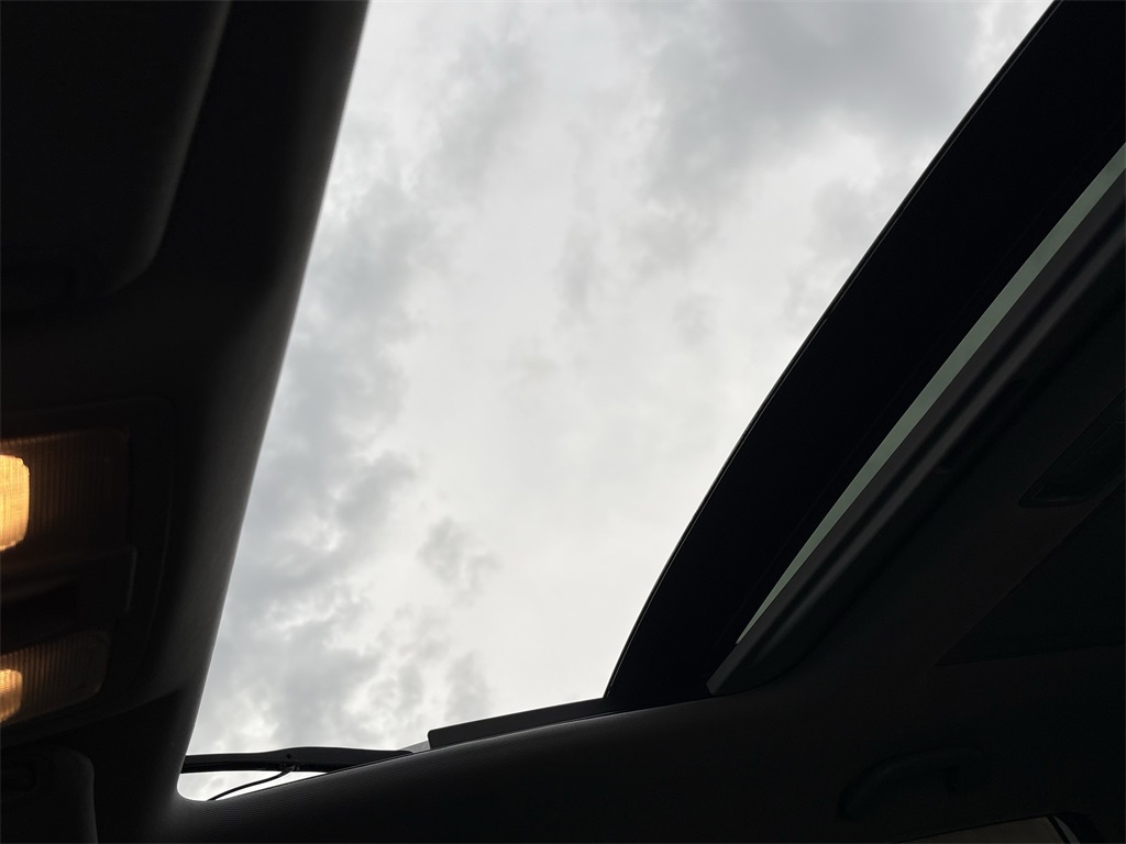 2013 Kia Sorento EX White at Parkway Family Mazda