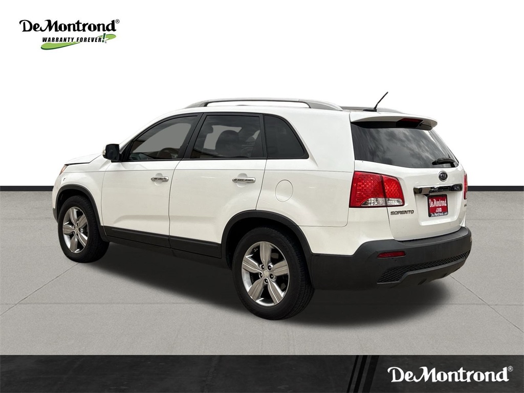 2013 Kia Sorento EX White at Parkway Family Mazda