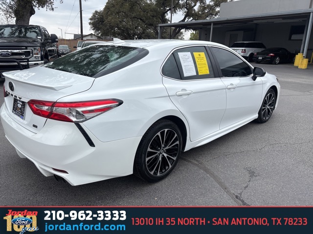 Used Car 2020 Toyota Camry  Se For Sale Under $15,000 In San Antonio, Texas