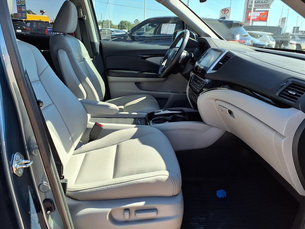 2016 Honda Pilot Touring Blue at Autostrade