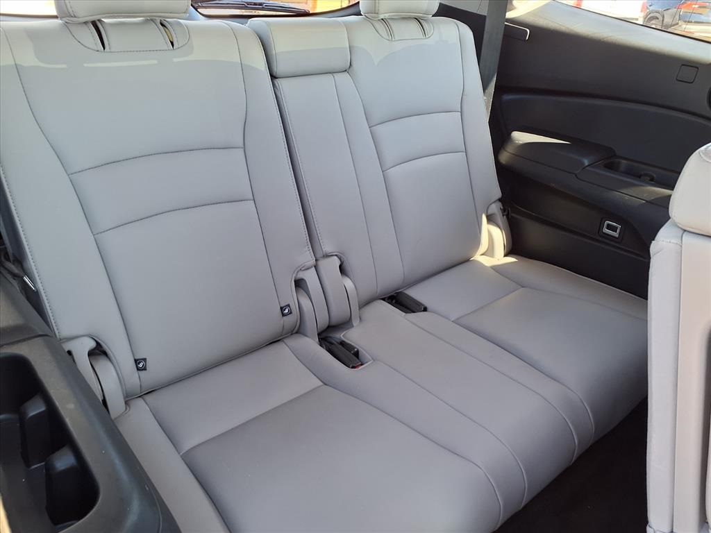 2016 Honda Pilot Touring Blue at Autostrade