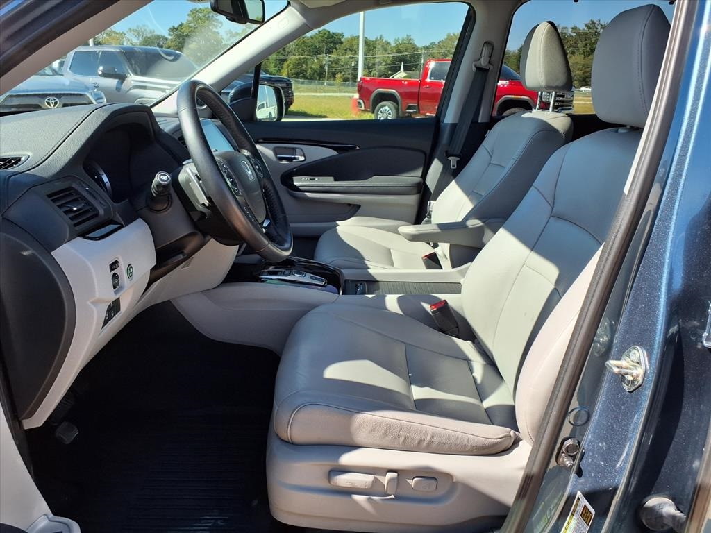 2016 Honda Pilot Touring Blue at Autostrade