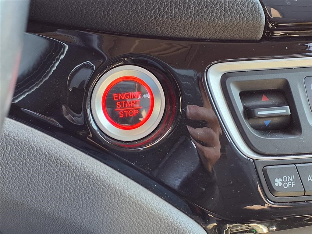 2016 Honda Pilot Touring Blue at Autostrade