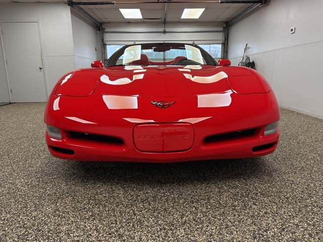 2000 Chevrolet Corvette Base photo 2