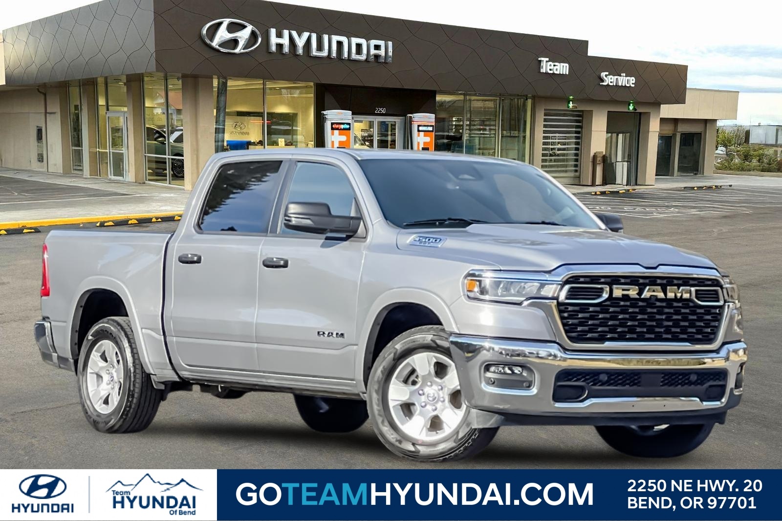 2025 RAM 1500 Big Horn Crew Cab 4WD