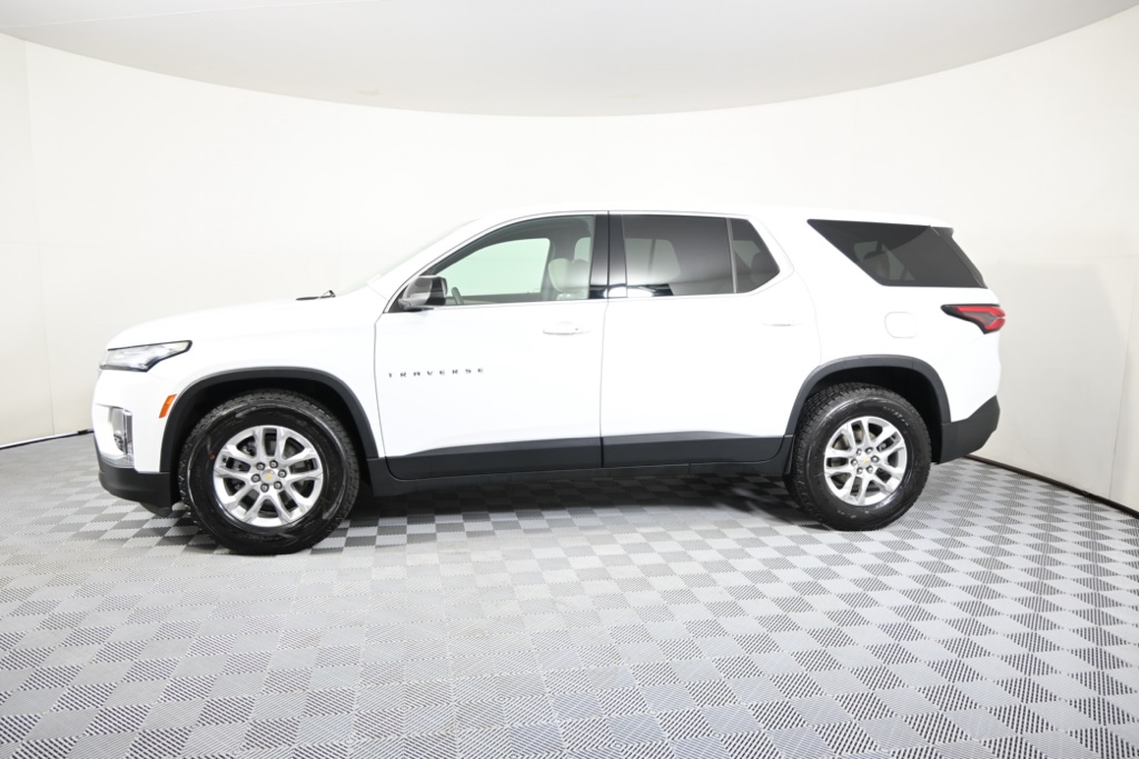 Used 2022 Chevrolet Traverse LS with VIN 1GNEVFKW4NJ165246 for sale in Forest Lake, Minnesota