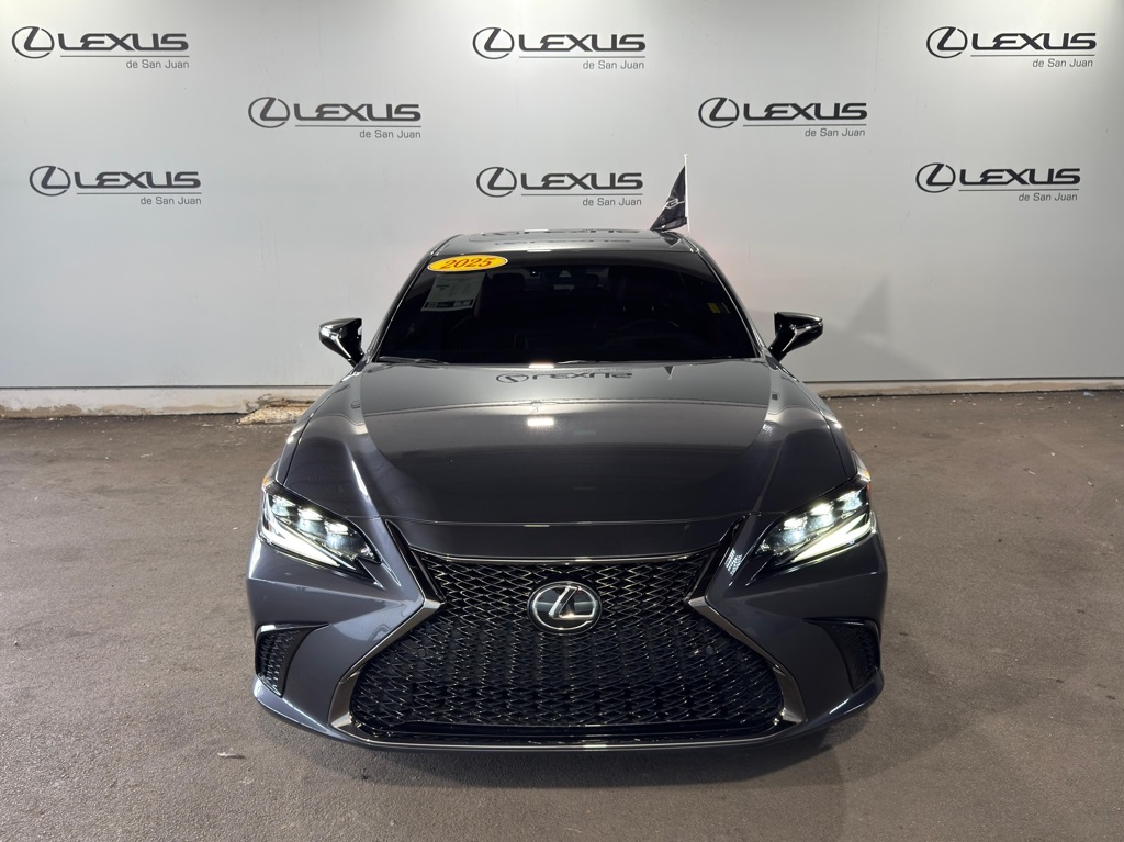 Thumbnail: 2025 Lexus ES - 2