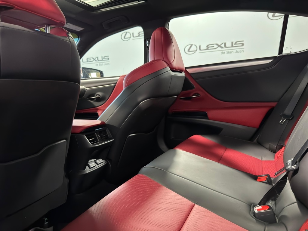 Thumbnail: 2025 Lexus ES - 26