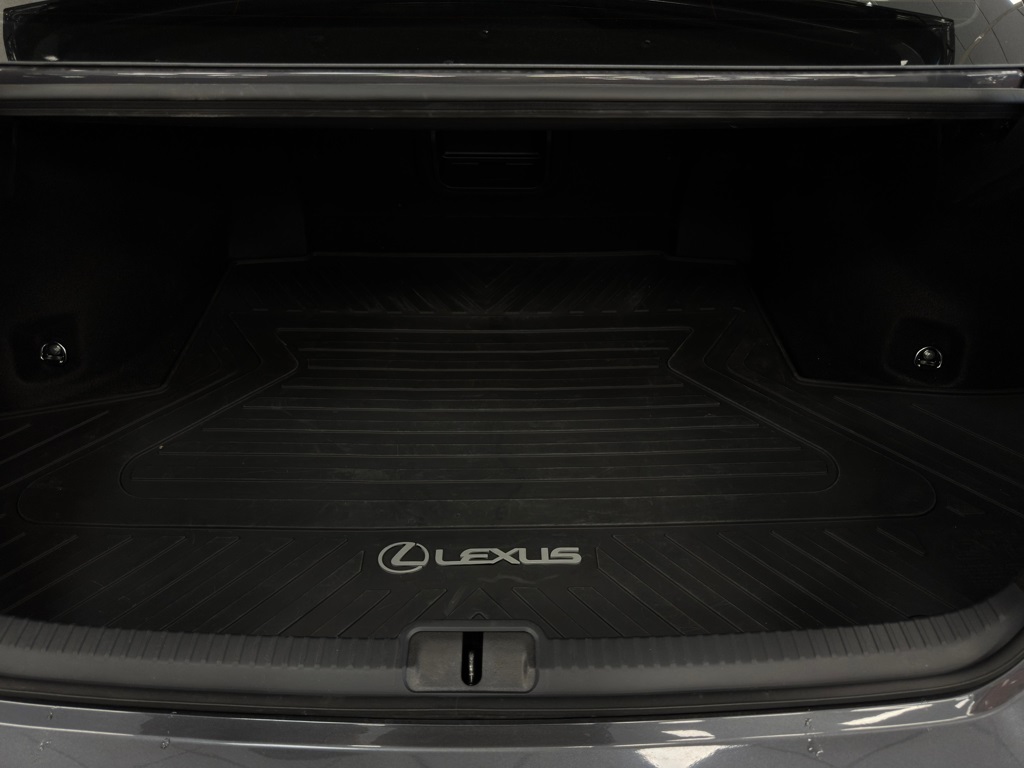 Thumbnail: 2025 Lexus ES - 29