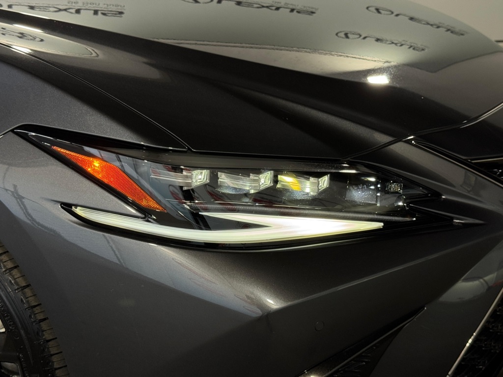 Thumbnail: 2025 Lexus ES - 5