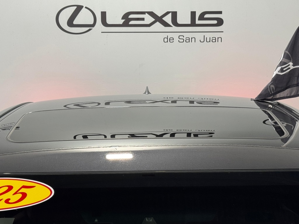 Thumbnail: 2025 Lexus ES - 7