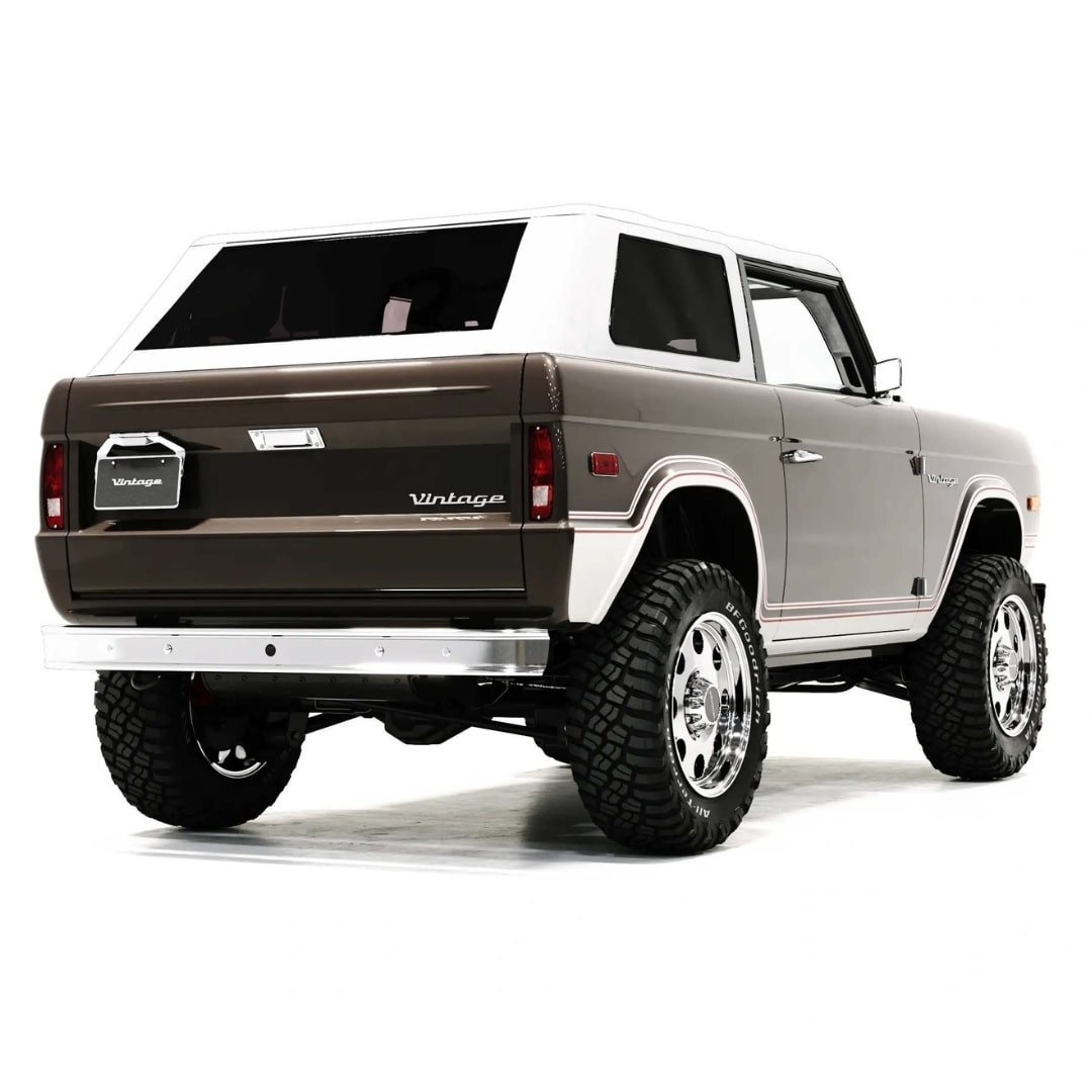 2024 Ford Bronco Black Diamond photo 3