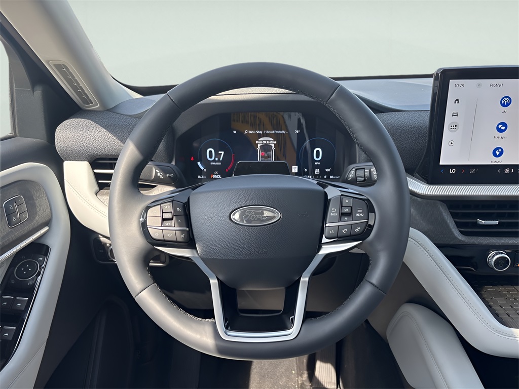 2025 Ford Explorer