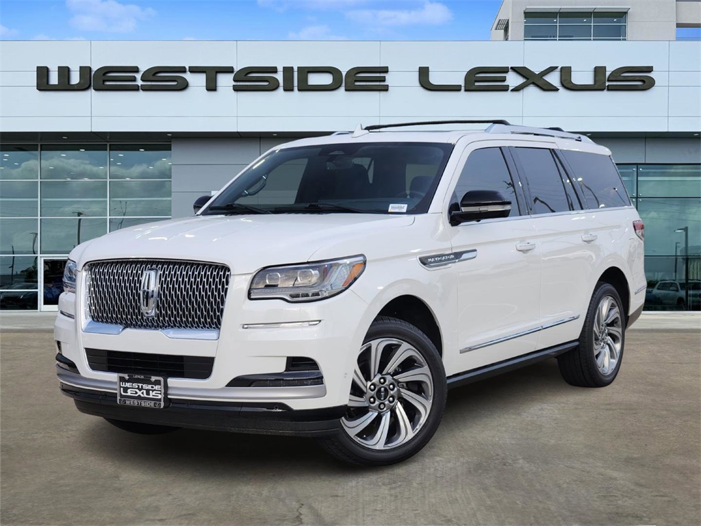 2023 Lincoln Navigator Reserve White at Bayway Cadillac Southwest