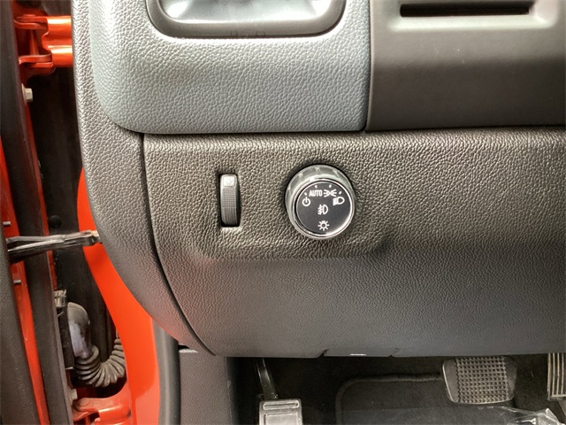 Used Car 2016 Chevrolet Colorado  Z71 For Sale Under $20,000 In San Antonio, Texas