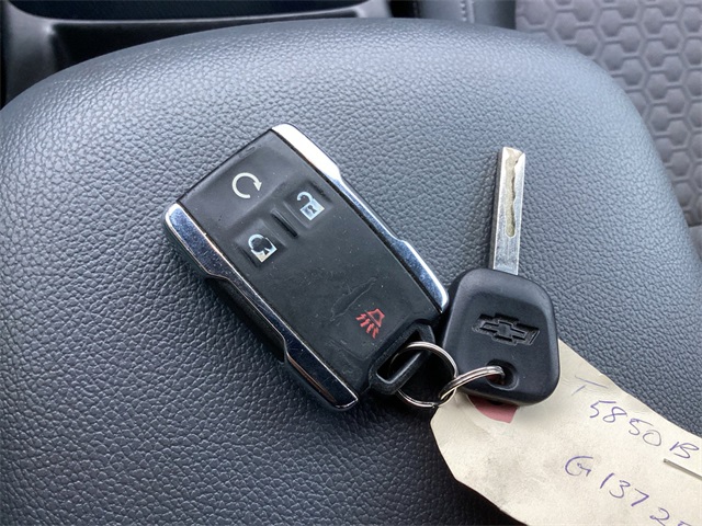 Used Car 2016 Chevrolet Colorado  Z71 For Sale Under $20,000 In San Antonio, Texas