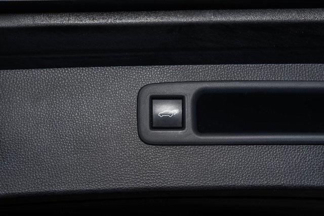 ToyotaHighlander Hybrid11