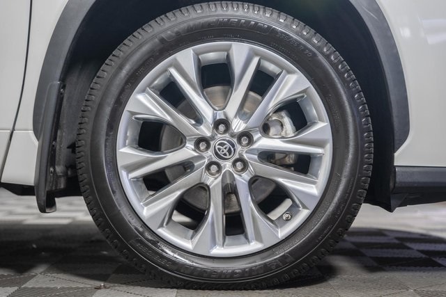 ToyotaHighlander Hybrid21