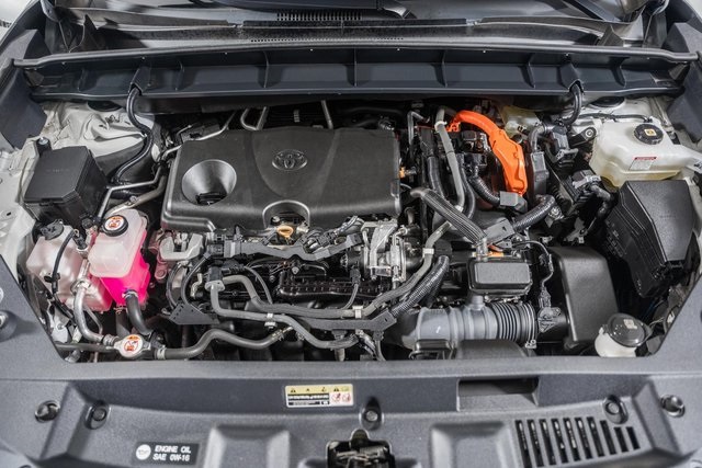 ToyotaHighlander Hybrid24