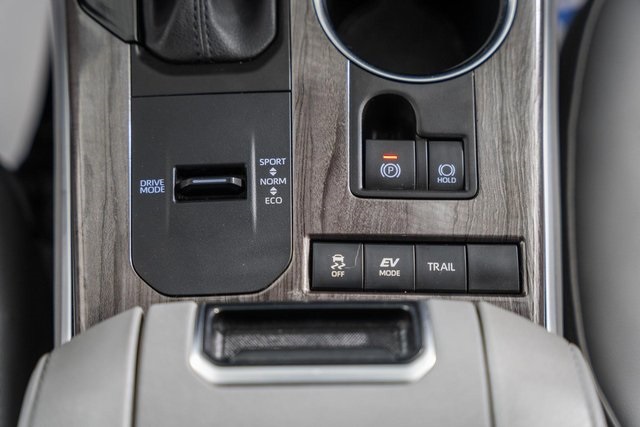 ToyotaHighlander Hybrid30