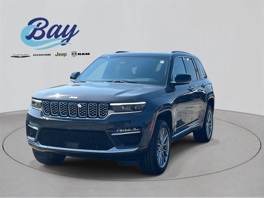 2025 Jeep Grand Cherokee Summit's photo