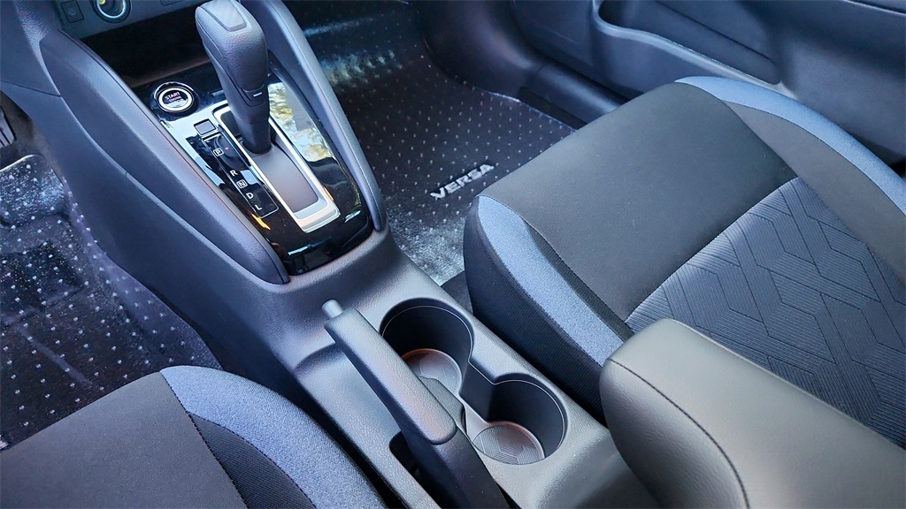 2025 Nissan Versa