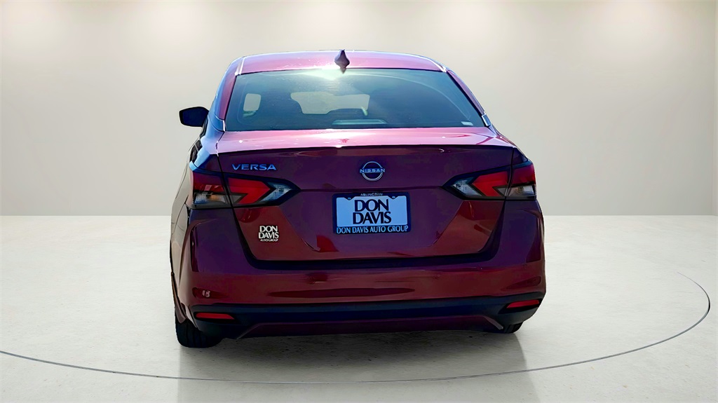 2025 Nissan Versa