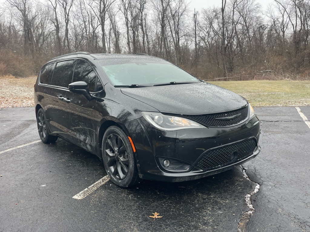 2019 Chrysler Pacifica Touring L Plus FWD