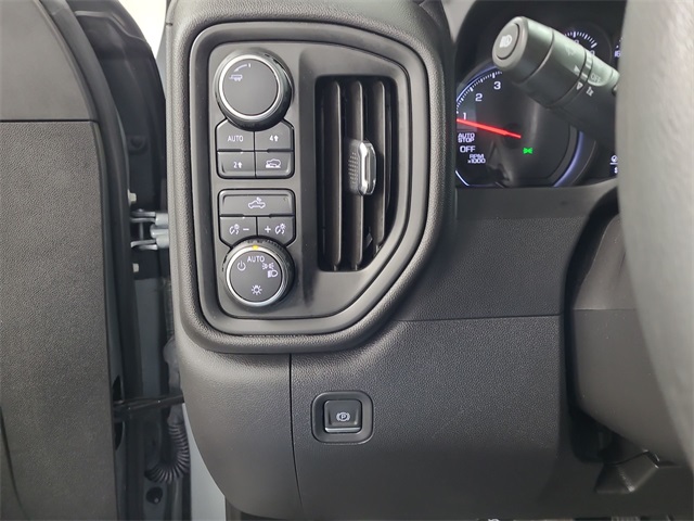 2023 – Chevrolet – Silverado 1500