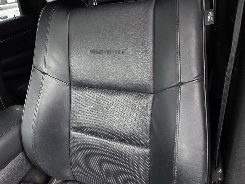 2016 Jeep Grand Cherokee Summit Black at Durrett Motor Company