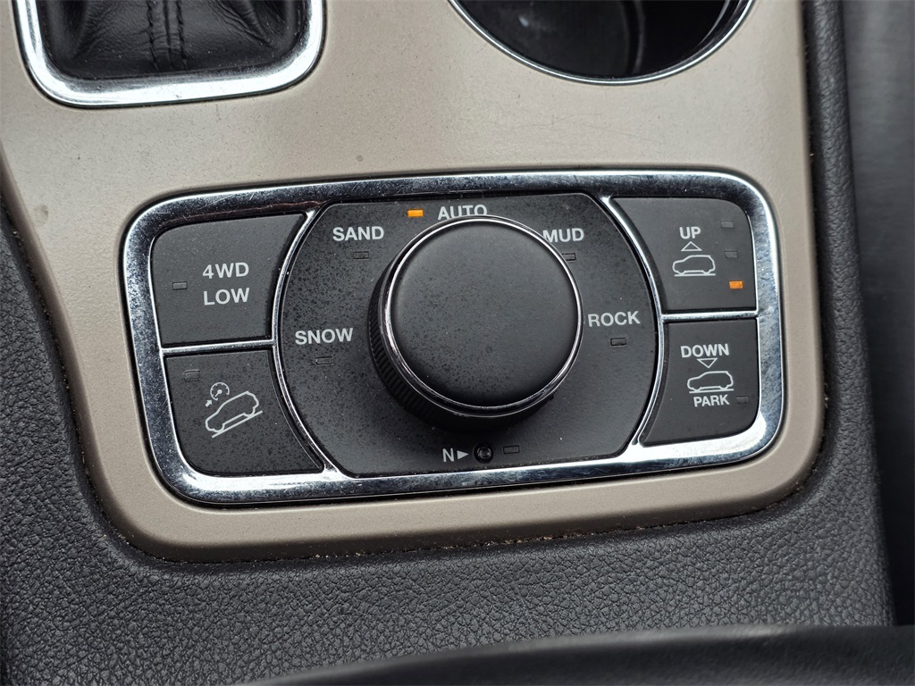 2016 Jeep Grand Cherokee Summit Black at Durrett Motor Company