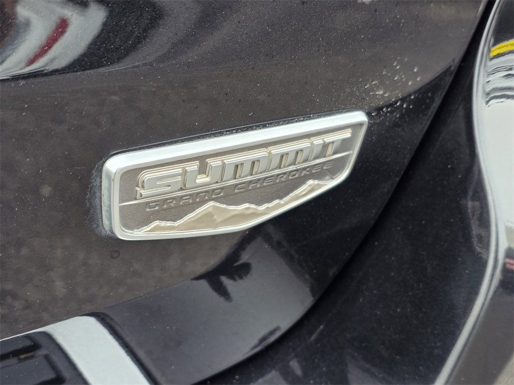 2016 Jeep Grand Cherokee Summit Black at Durrett Motor Company