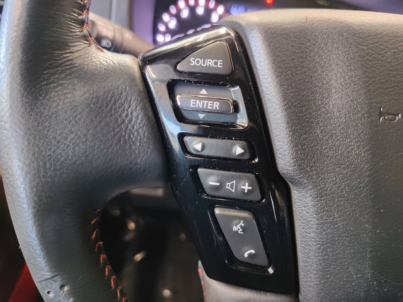 Used Car 2024 Nissan Frontier  Pro-x For Sale Under $35,000 In San Antonio, Texas