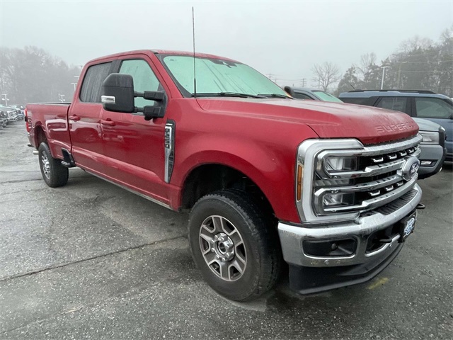 2024 Ford F-250 Super Duty Lariat Crew Cab 4WD