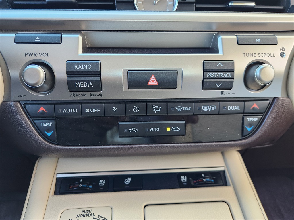 2016 Lexus ES 350 Black at Ultimate Motorsports