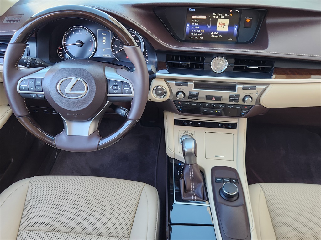 2016 Lexus ES 350 Black at Ultimate Motorsports