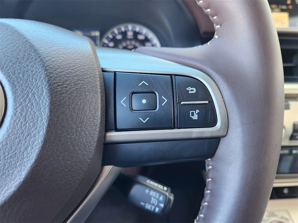 2016 Lexus ES 350 Black at Ultimate Motorsports