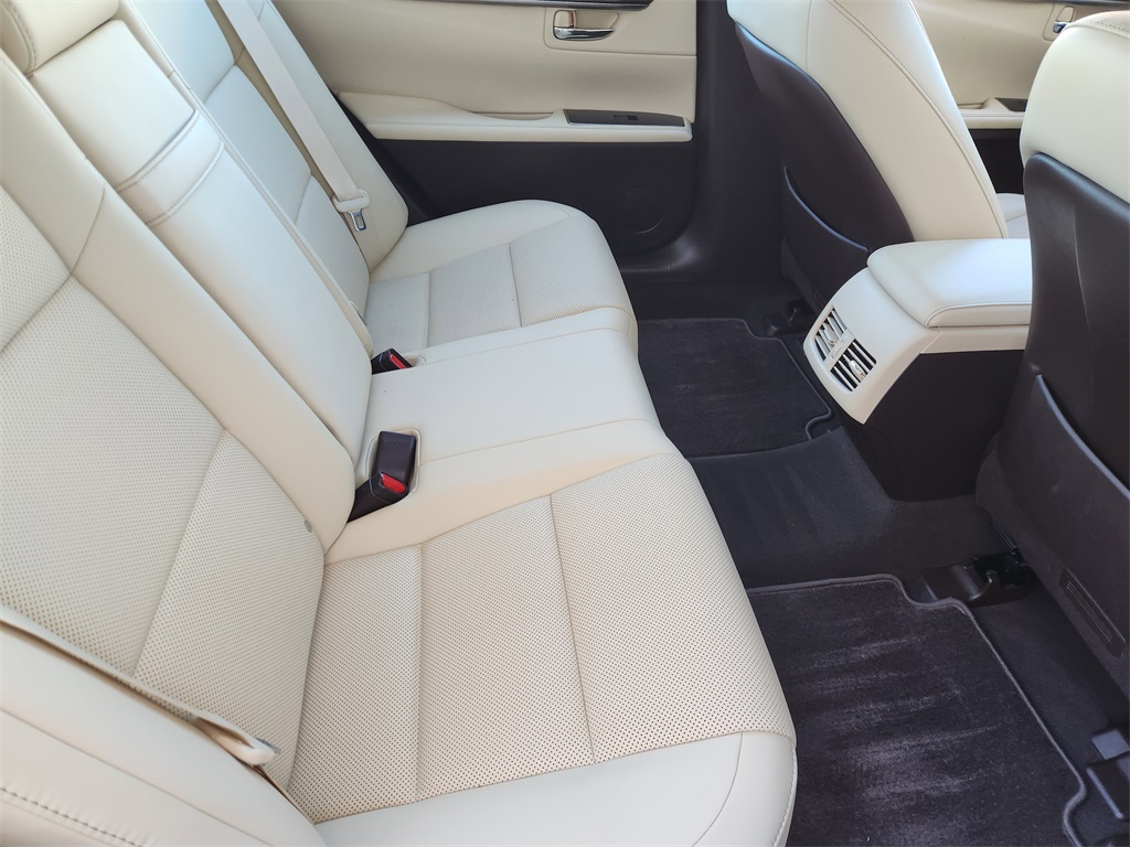 2016 Lexus ES 350 Black at Ultimate Motorsports