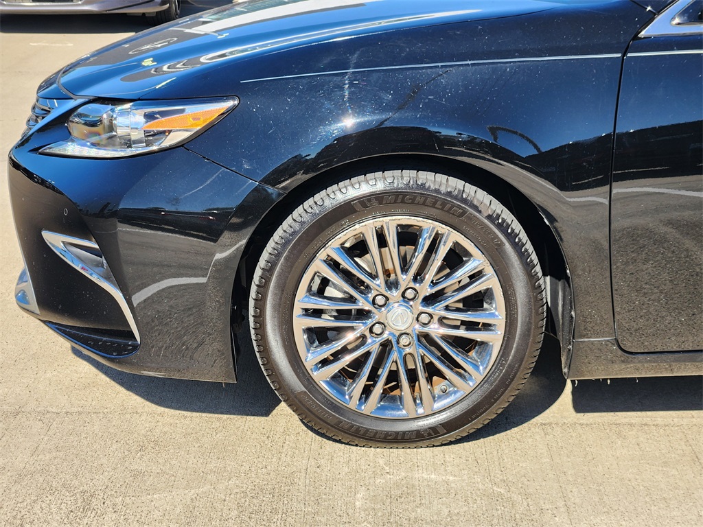 2016 Lexus ES 350 Black at Ultimate Motorsports