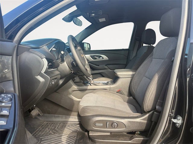 Used Car 2023 Chevrolet Traverse  Lt For Sale Under $30,000 In San Antonio, Texas