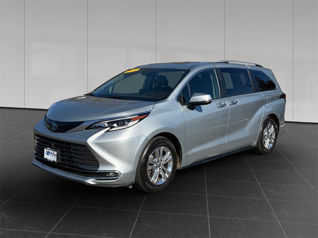 2021 Toyota Sienna Platinum 7-Passenger AWD