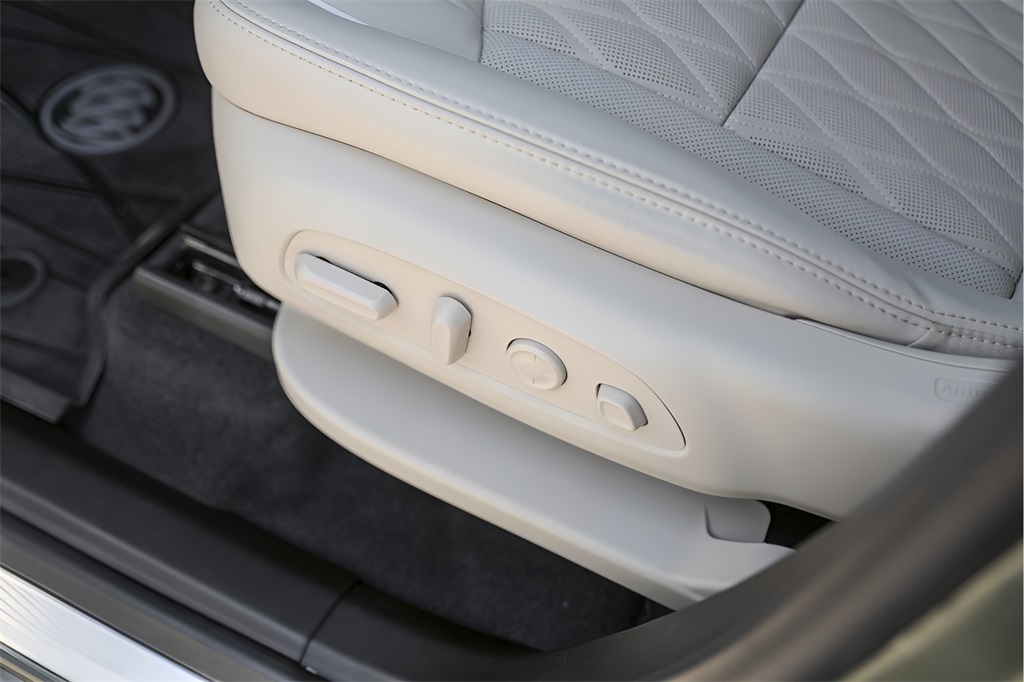 Used Car 2022 Buick Enclave  Avenir For Sale Under $35,000 In Austin, Texas