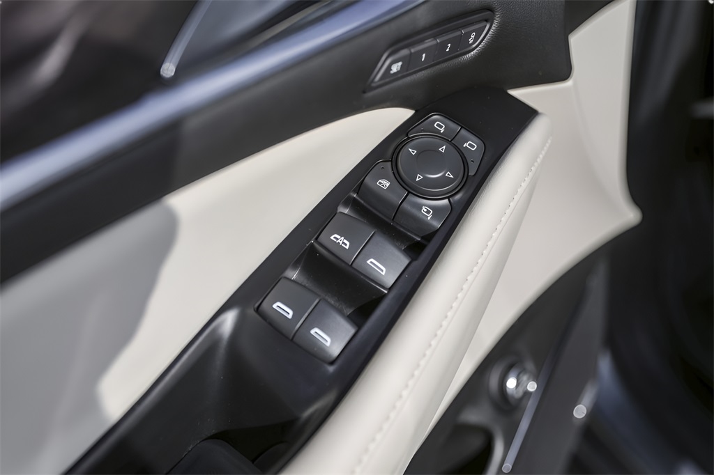 Used Car 2022 Buick Enclave  Avenir For Sale Under $35,000 In Austin, Texas