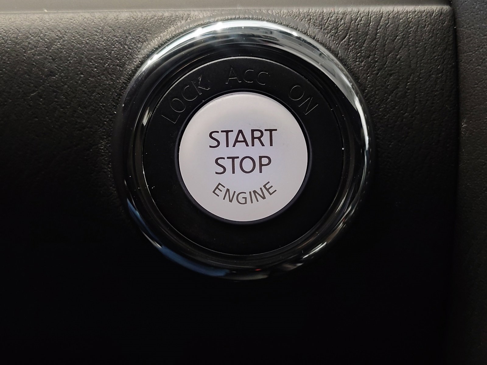 Used Car 2024 Nissan Armada  Platinum For Sale Under $60,000 In San Antonio, Texas