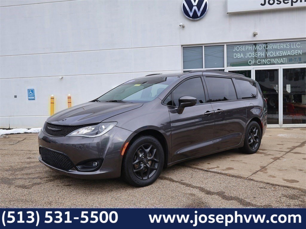 2019 Chrysler Pacifica Touring L Plus FWD