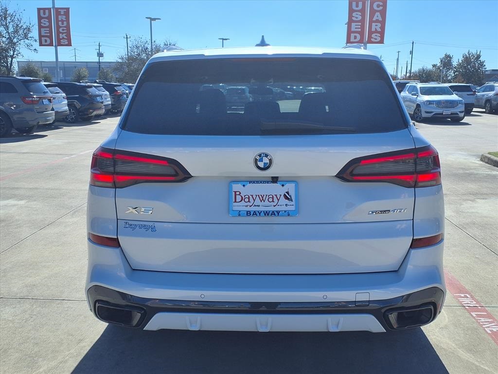 2023 BMW X5 sDrive40i White at Baytown Hyundai