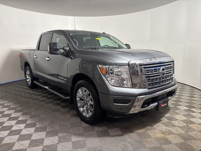 2021 Nissan Titan SV Crew Cab 4WD
