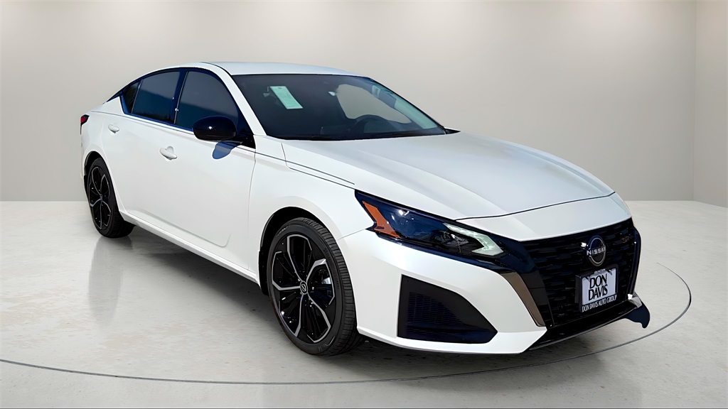 2025 Nissan Altima