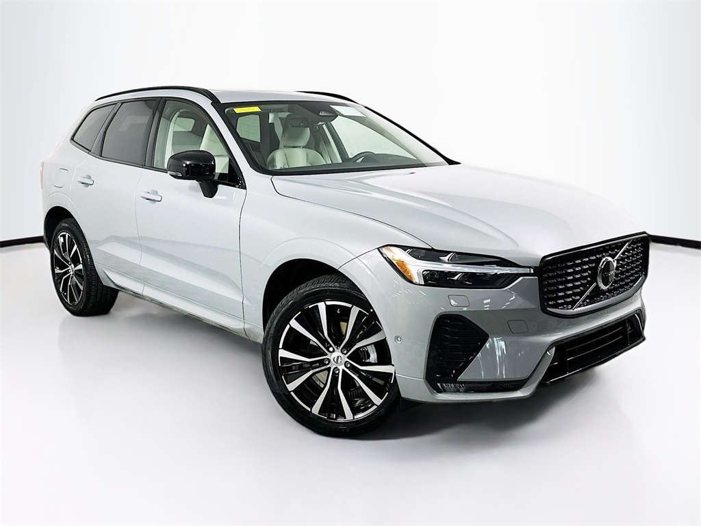 2025 Volvo XC60 B5 Plus